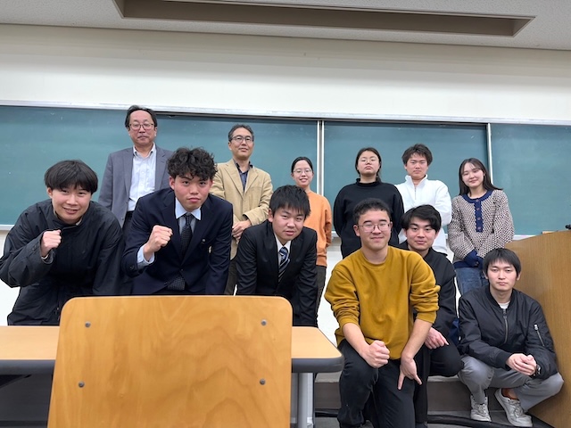 sgrad24_6.jpg